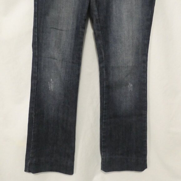RAMPAGE | size 5 | Classic Blue Dark Wash Straight Cut Denim Jeans - Picture 7 of 16